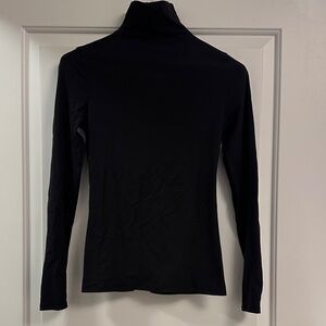 lululemon athletic Black Long Sleeve Turtleneck